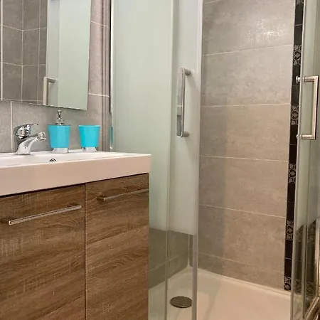 Superbe Studio Vue Mer En Centre Ville Апартаменты *